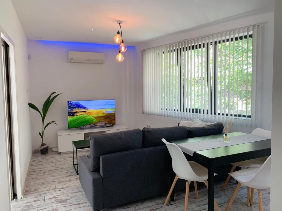 Nordic Style Apartment With Underground Parking Sofía Exterior foto
