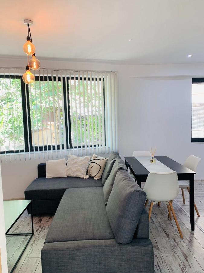 Nordic Style Apartment With Underground Parking Sofía Exterior foto